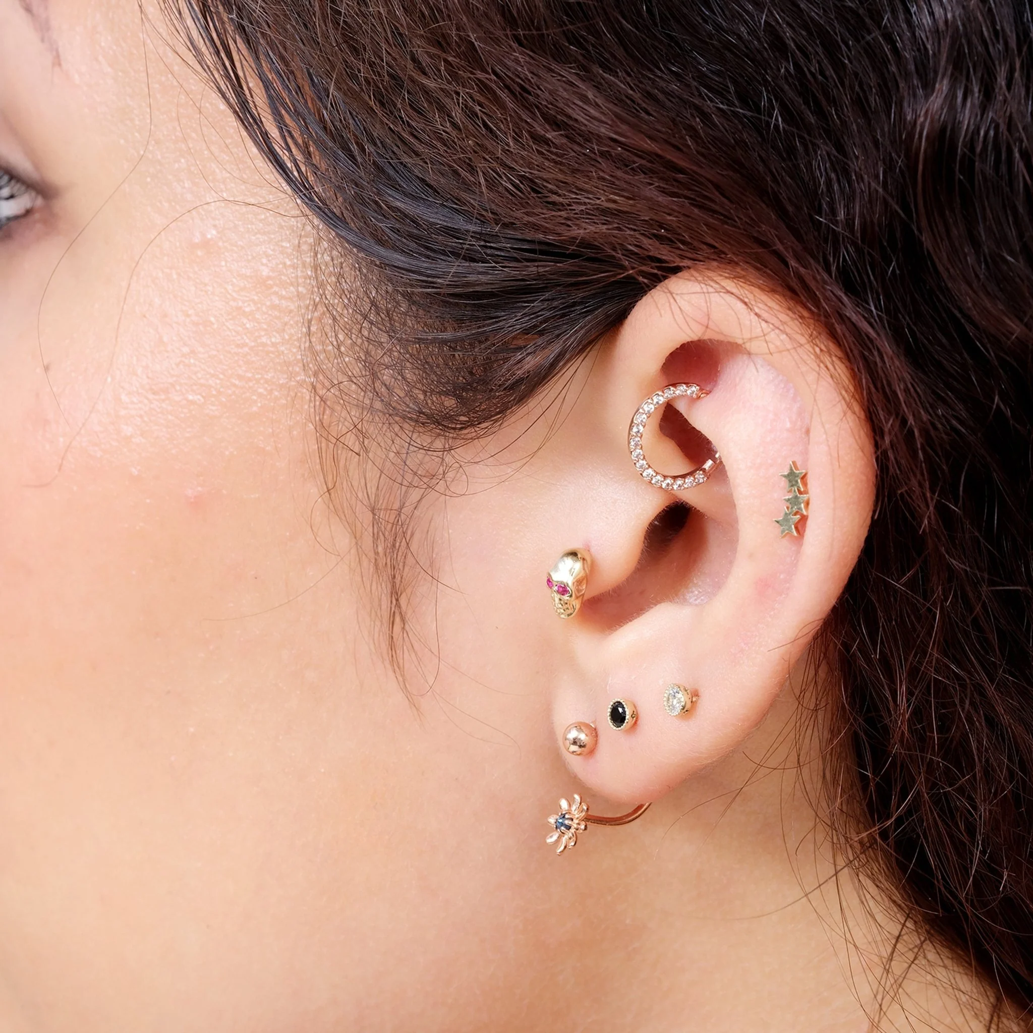 Yellow Gold Three Star Threaded Flat Back Earring - Image 2