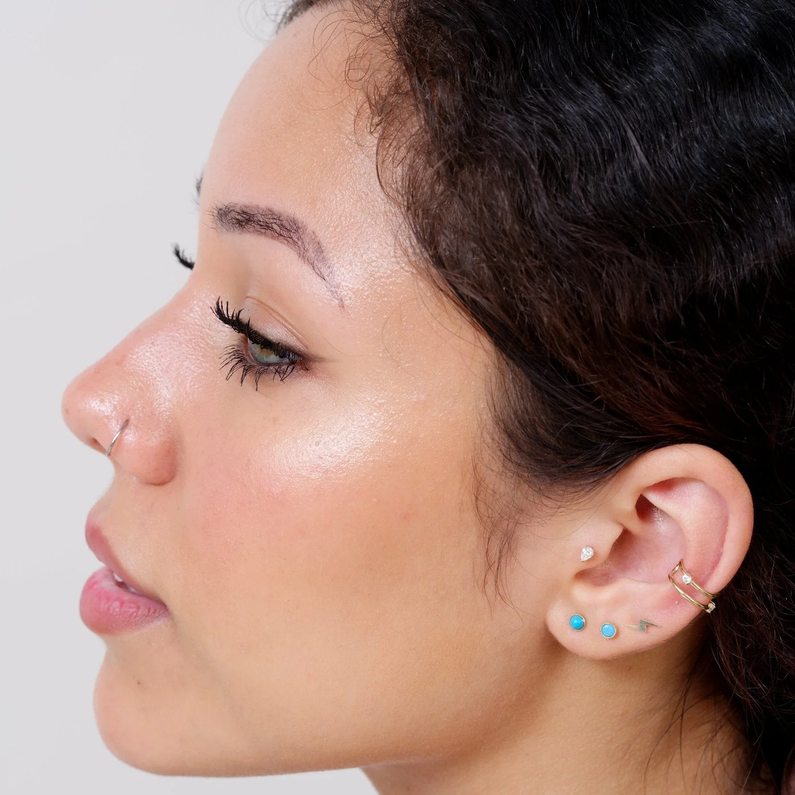 Yellow Gold Turquoise Cabochon Bezel Flat Back Earring - Image 4
