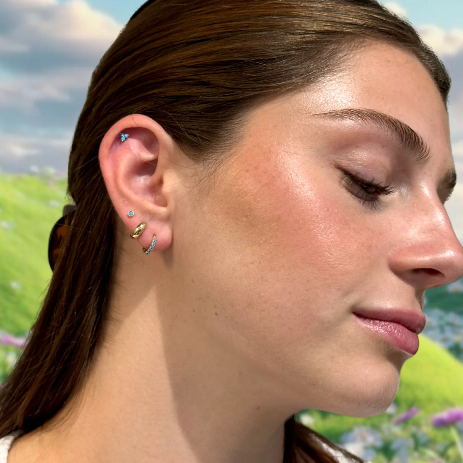 Yellow Gold Turquoise Trinity Cluster Flat Back Earring - Image 10