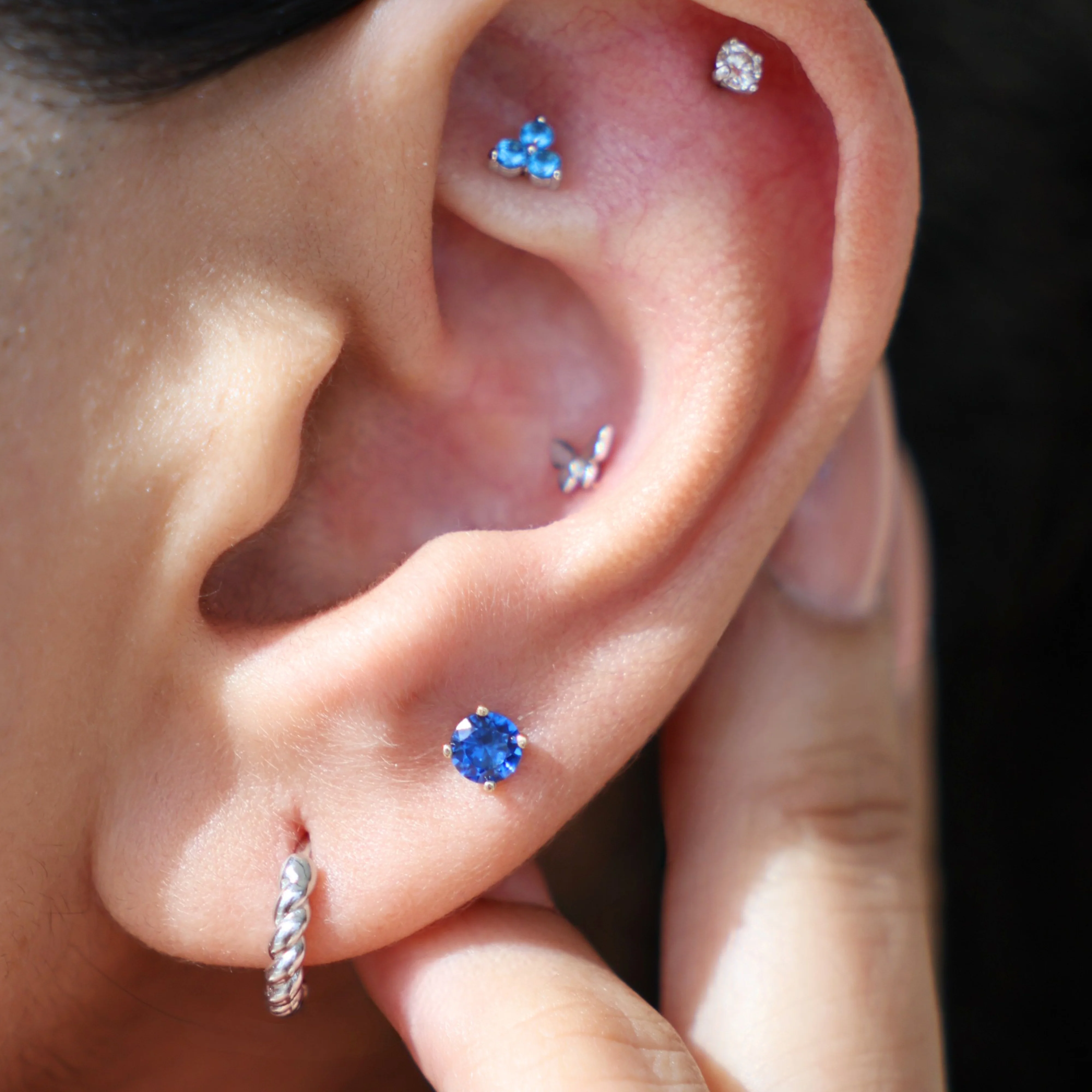 White Gold Blue Sapphire Flat Back Earring - Image 5